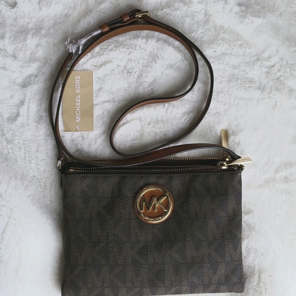New authentic Michael Kors Crossbody